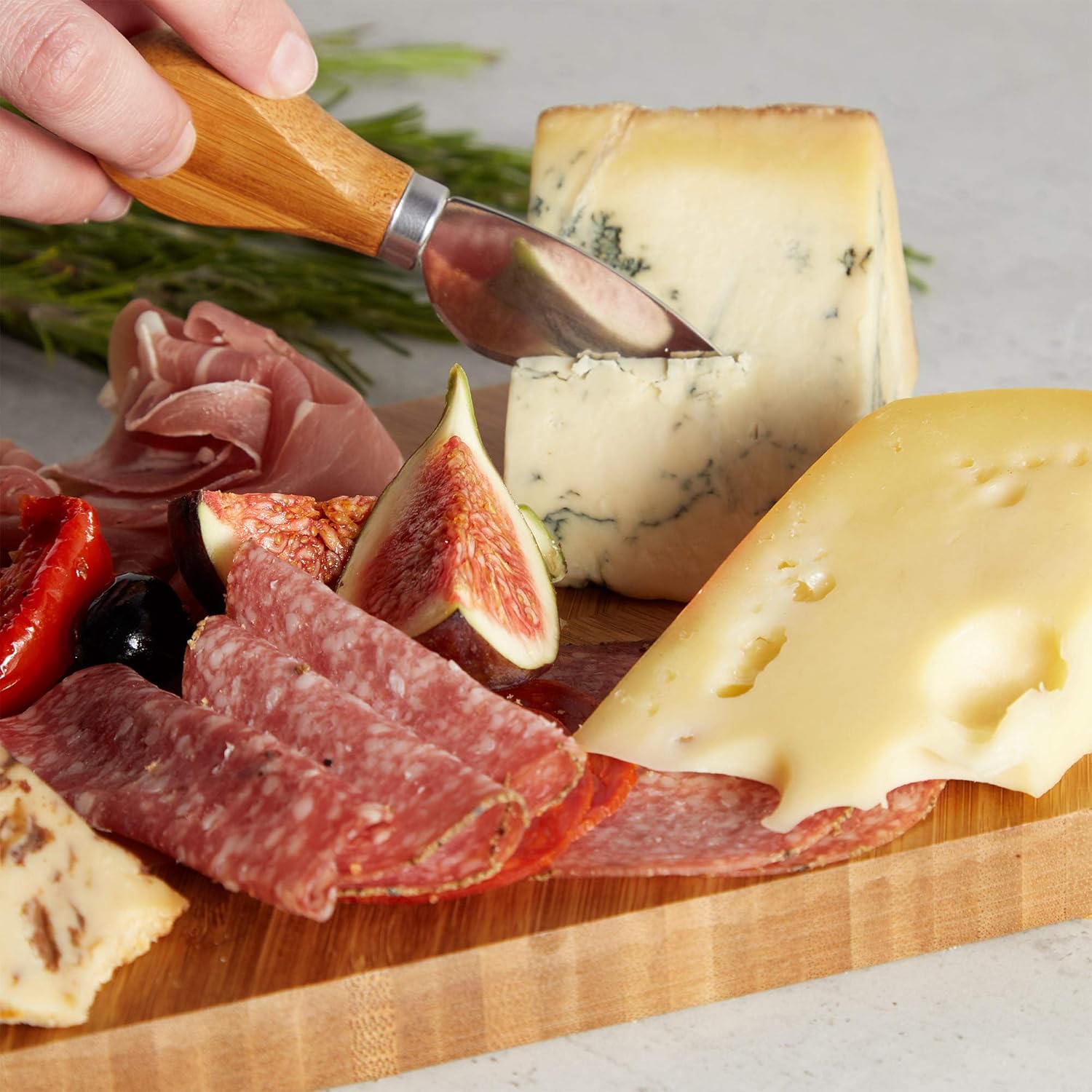 VonShef Herringbone Cheese Board & Knife Set – 100% Bamboo Serving Platter