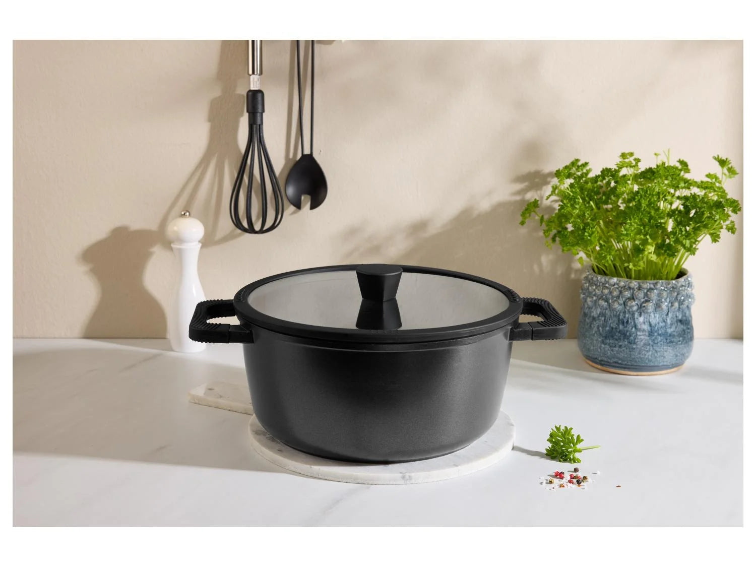 SILVERCREST® Cast aluminum casserole dish, Ø 28 cm