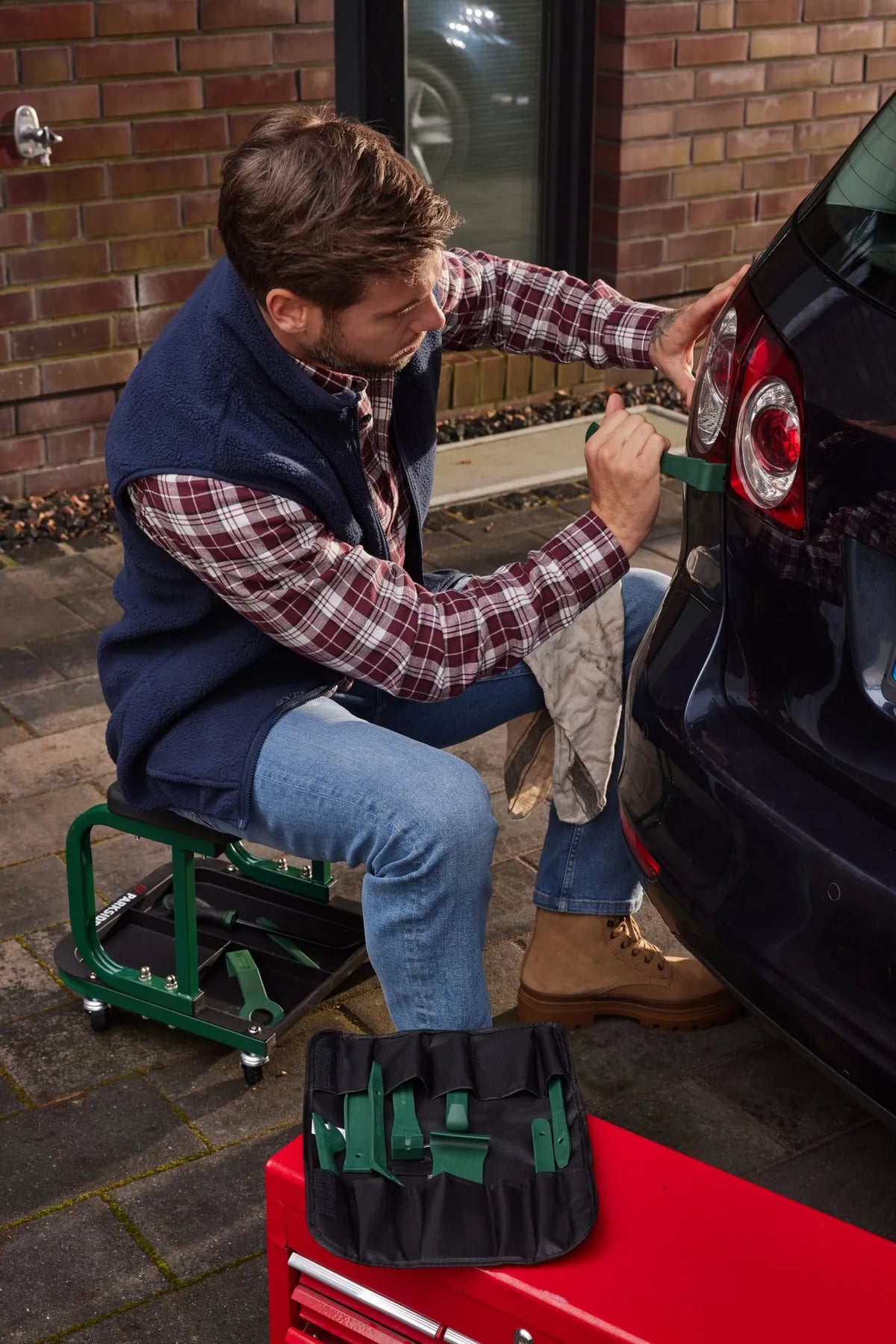 PARKSIDE® workshop rolling seat, with storage compartments