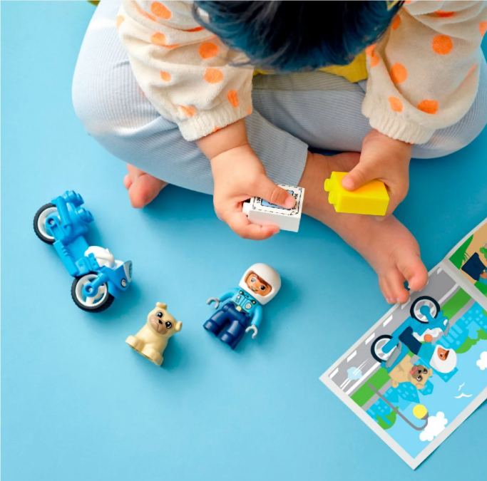 LEGO® Police Motorcycle (10967-LEGO)