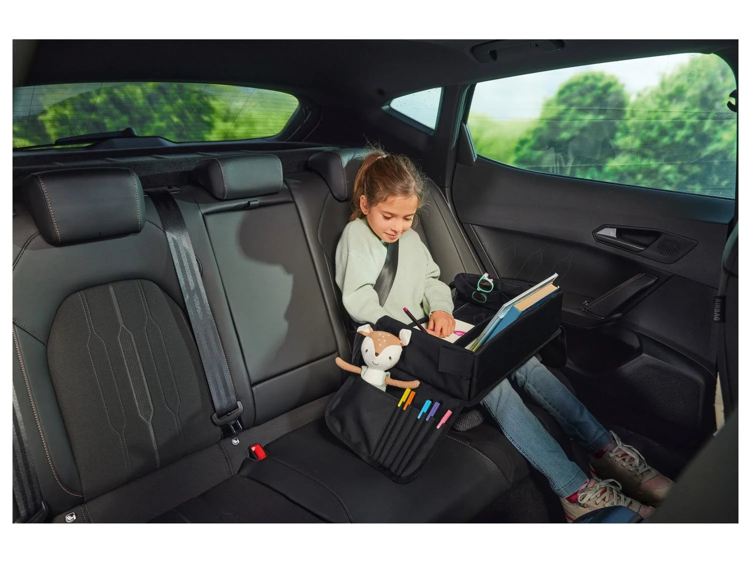 ULTIMATE SPEED ® Portable Travel and Play Table