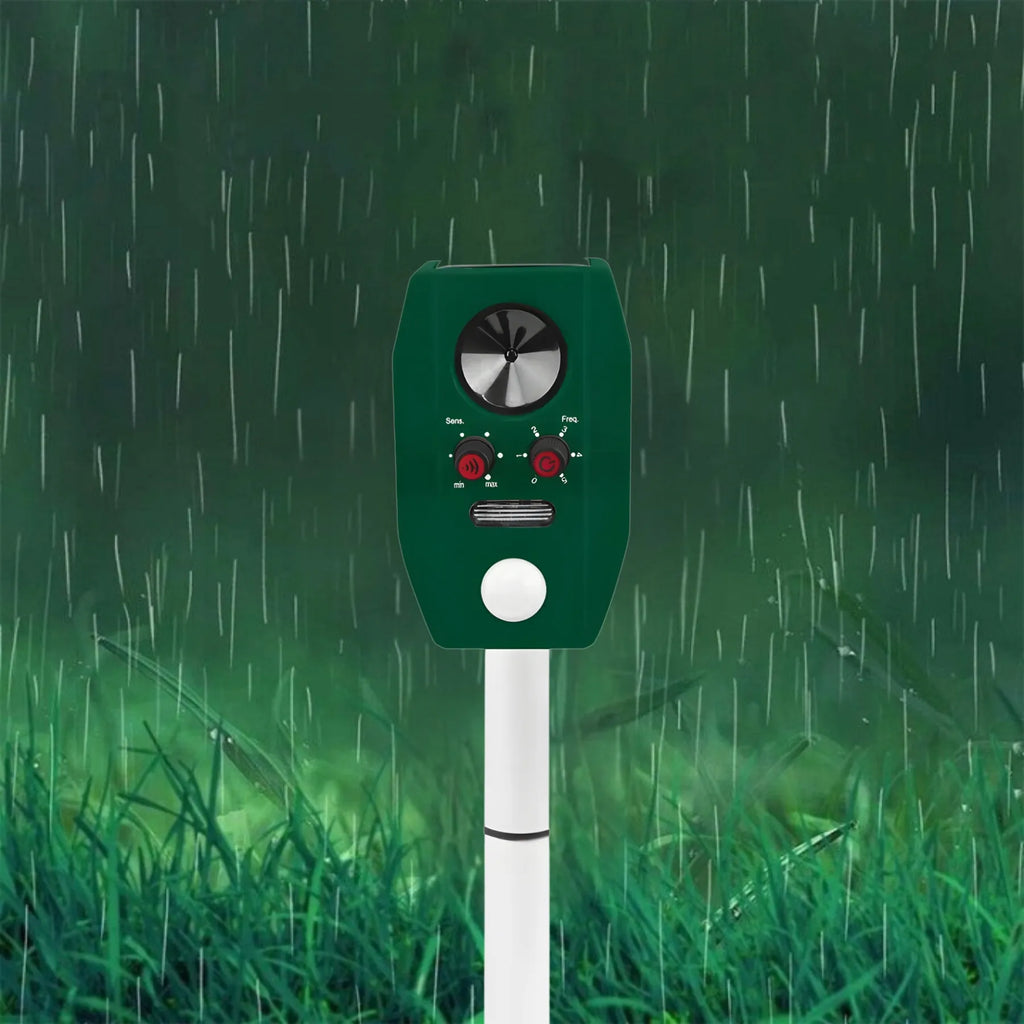 Parkside Solar Powered Animal Repeller - 8 meters range and 110° radius