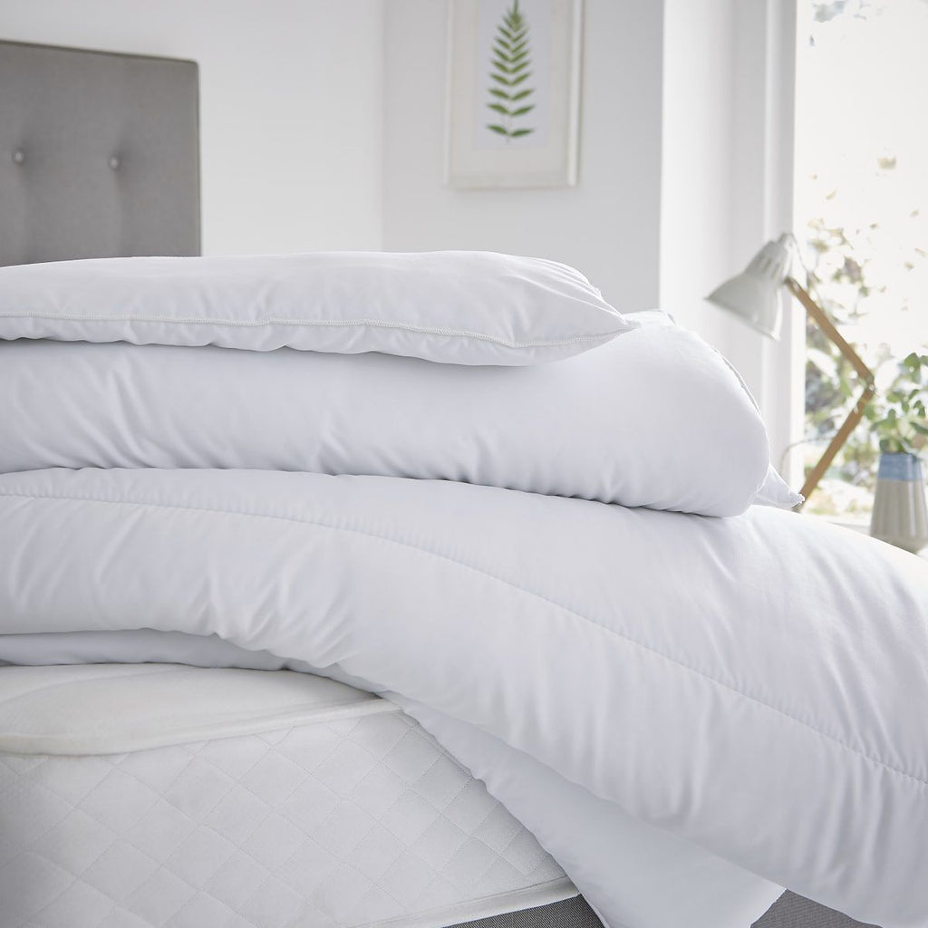 Silentnight Summer Nights King Duvet 4.5 Tog Hypoallergenic Lightweight 225cm
