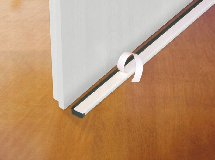 Bottom Door Seal Brush Stip - 1 meter (white)