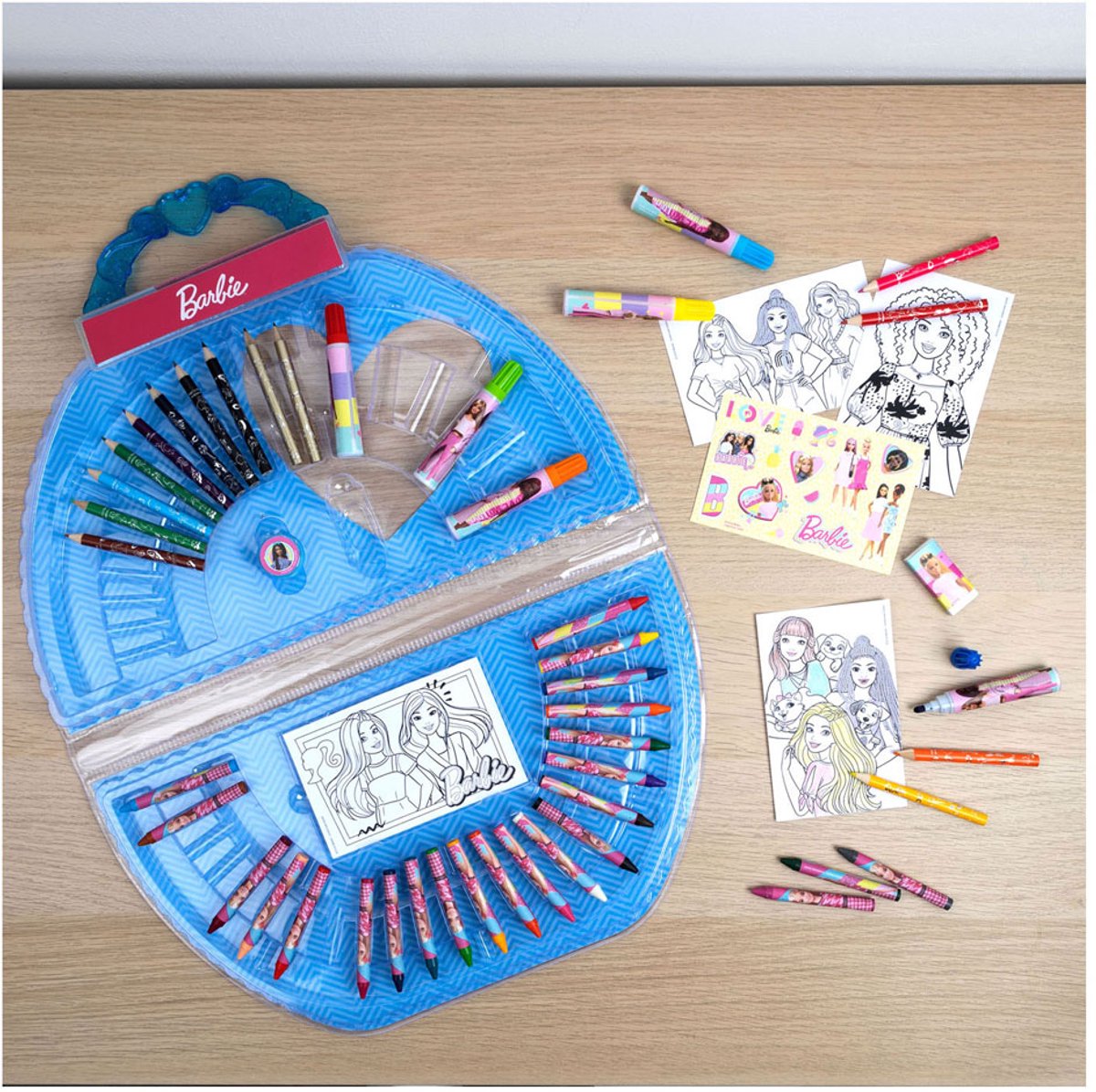 Mattel Barbie 51-piece coloring set - Blue Handle