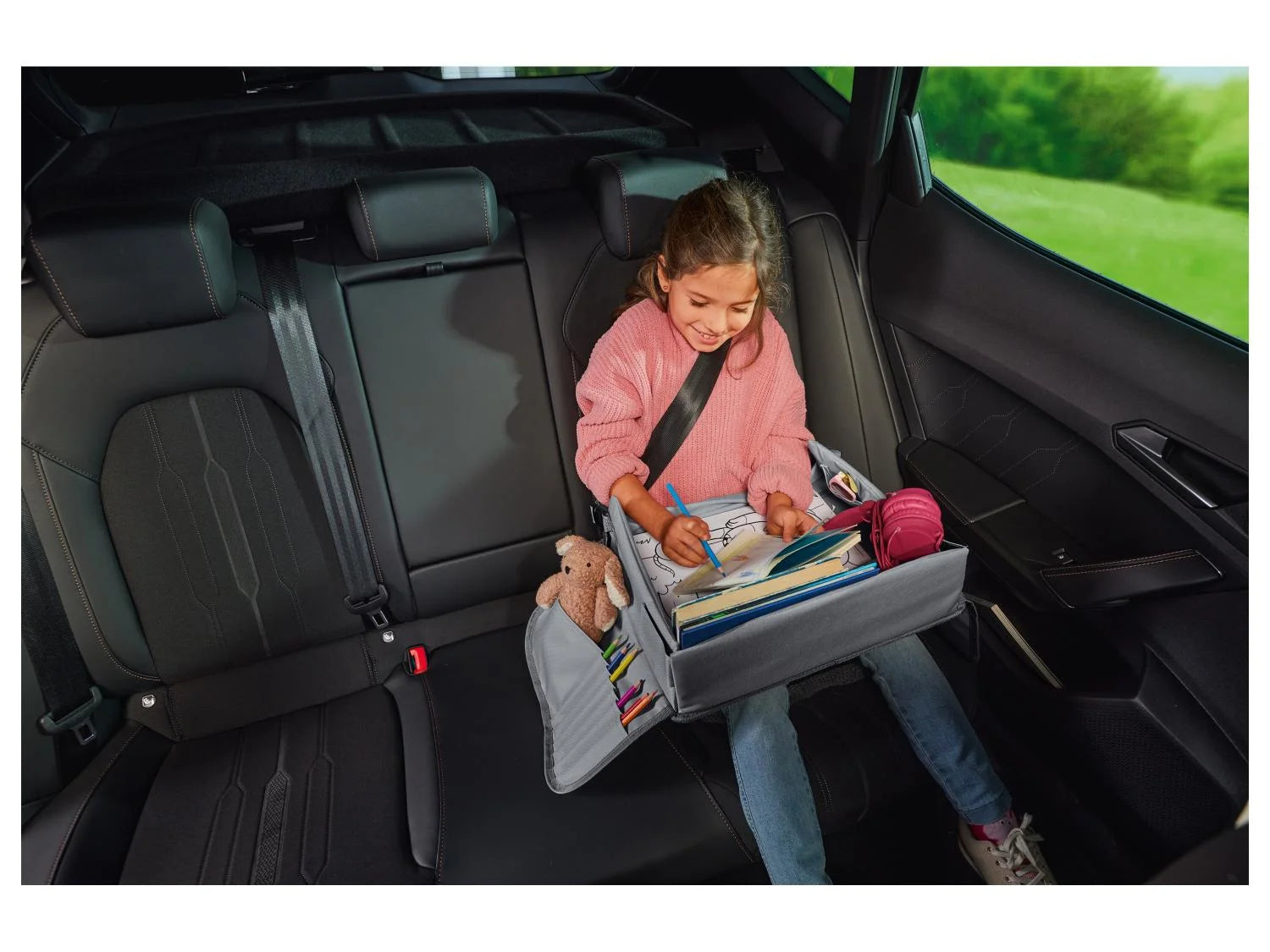 ULTIMATE SPEED ® Portable Travel and Play Table