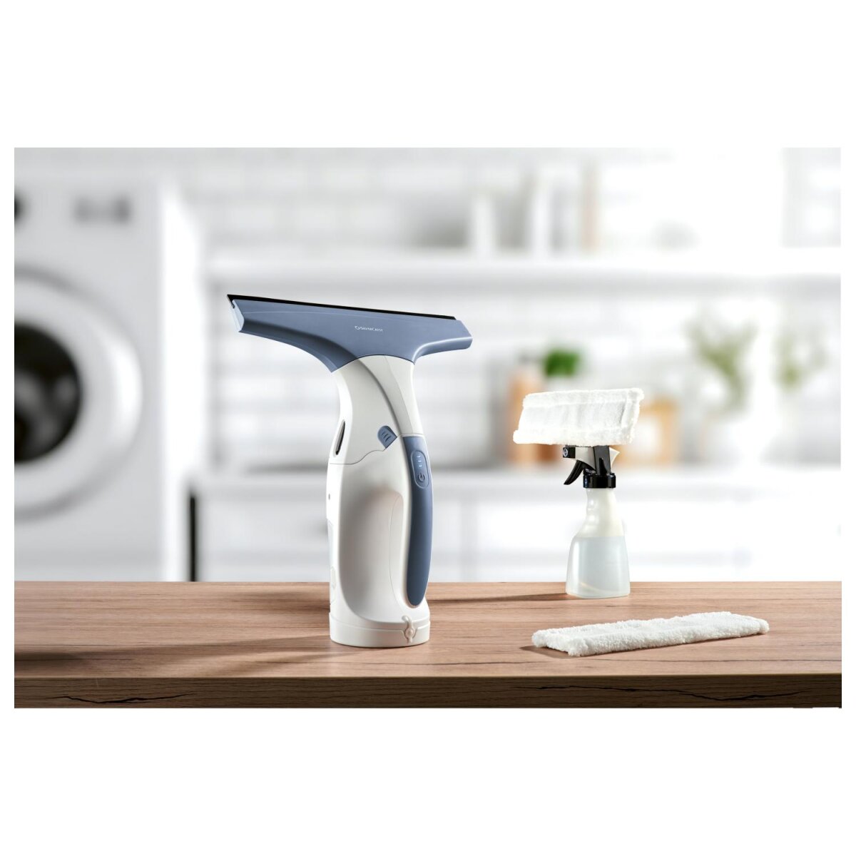 SILVERCREST® Cordless Window Vacuum Cleaner